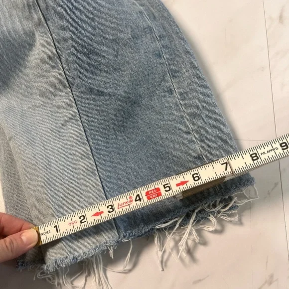 A&F Ultra High Rise The Crop Wide Leg  raw hem Jeans Size 24 - Picture 12 of 12